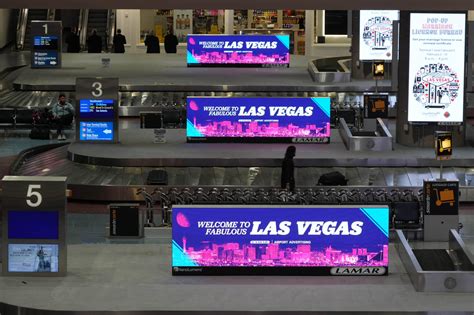 Las Vegas airport traveler wins $1.3 million jackpot on .